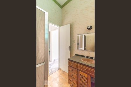 Casa à venda com 480m², 2 quartos e 1 vaga Casa à venda com 480m², 2 quartos e 1 vagaBanheiro Social