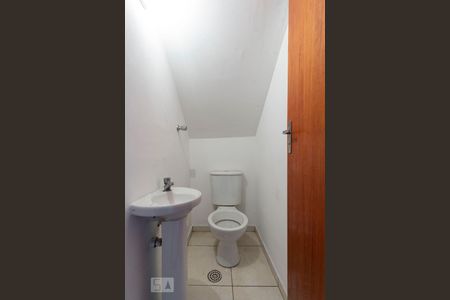 Lavabo de casa para alugar com 3 quartos, 150m² em Vila Santa Teresa (zona Leste), São Paulo