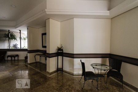 Apartamento para alugar com 335m², 4 quartos e 3 vagasHall