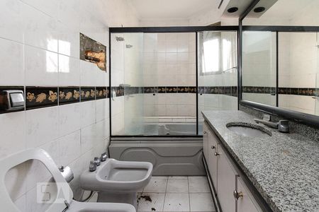 Apartamento para alugar com 335m², 4 quartos e 3 vagasBanheiro suite 02