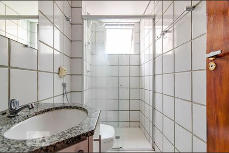 Banheiro de apartamento para alugar com 3 quartos, 75m² em Silveira, Belo Horizonte