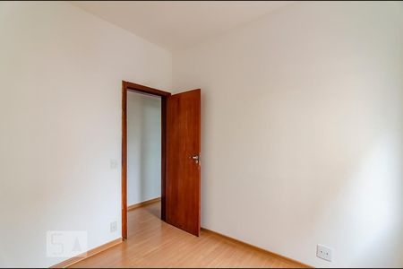Quarto 2 de apartamento para alugar com 3 quartos, 75m² em Silveira, Belo Horizonte