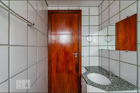 Banheiro de apartamento para alugar com 3 quartos, 75m² em Silveira, Belo Horizonte