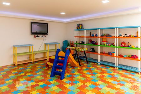 Apartamento para alugar com 210m², 3 quartos e 3 vagas Apartamento para alugar com 210m², 3 quartos e 3 vagasÁrea Comum: Brinquedoteca