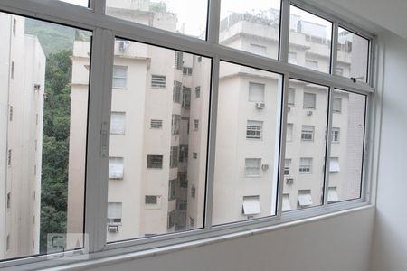 Apartamento à venda com 95m², 2 quartos e 1 vaga Apartamento à venda com 95m², 2 quartos e 1 vagaQuarto Suíte