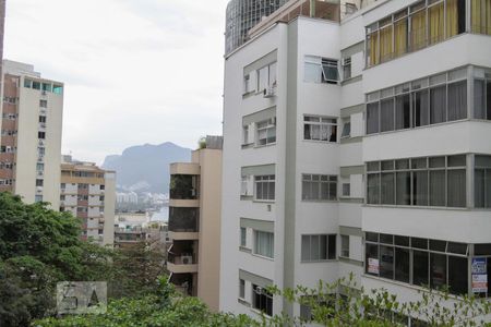 Apartamento à venda com 95m², 2 quartos e 1 vaga Apartamento à venda com 95m², 2 quartos e 1 vagaVista do Quarto 1