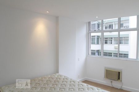 Apartamento à venda com 95m², 2 quartos e 1 vaga Apartamento à venda com 95m², 2 quartos e 1 vagaQuarto Suíte