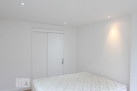 Apartamento à venda com 95m², 2 quartos e 1 vaga Apartamento à venda com 95m², 2 quartos e 1 vagaQuarto Suíte
