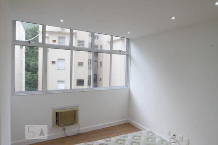 Apartamento à venda com 95m², 2 quartos e 1 vaga