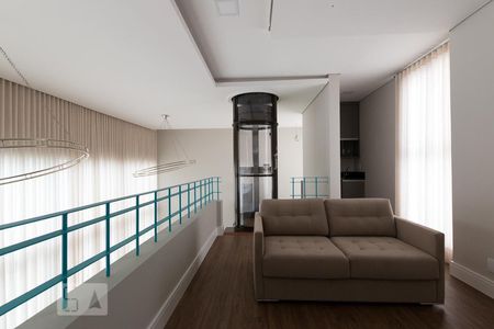 Casa de condomínio à venda com 300m², 4 quartos e 6 vagasSala Superior