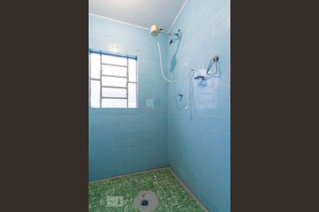 Banheiro de casa para alugar com 1 quarto, 50m² em Burgo Paulista, São Paulo