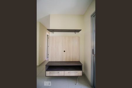 Sala de apartamento à venda com 3 quartos, 68m² em Água Branca, São Paulo
