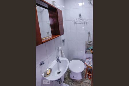 Apartamento para alugar com 170m², 4 quartos e 3 vagasBanheiro de Serviço