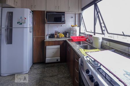 Apartamento para alugar com 170m², 4 quartos e 3 vagasCozinha