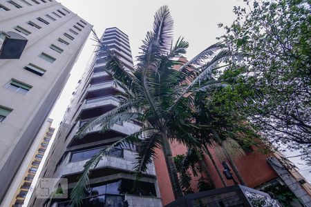 Apartamento para alugar com 170m², 4 quartos e 3 vagasFachada