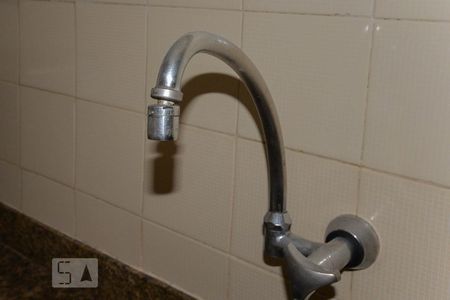 Apartamento à venda com 140m², 2 quartos e 1 vaga Apartamento à venda com 140m², 2 quartos e 1 vagaCozinha torneira