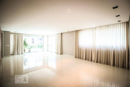 Sala  de apartamento para alugar com 4 quartos, 236m² em Santo Agostinho, Belo Horizonte