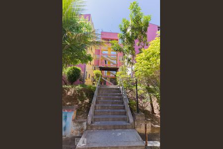 Apartamento à venda com 54m², 2 quartos e 1 vaga Apartamento à venda com 54m², 2 quartos e 1 vagaFachada do bloco