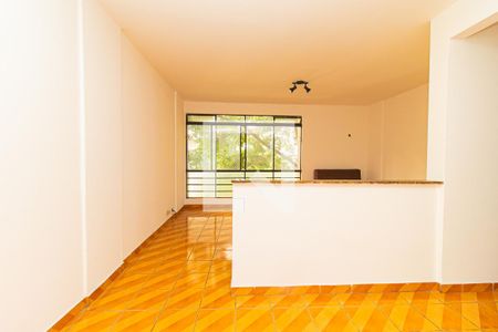 Apartamento à venda com 97m², 2 quartos e sem vaga Apartamento à venda com 97m², 2 quartos e sem vagaSala