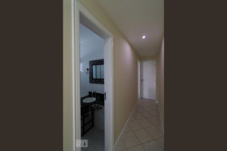 Apartamento para alugar com 140m², 4 quartos e 2 vagasCorredor