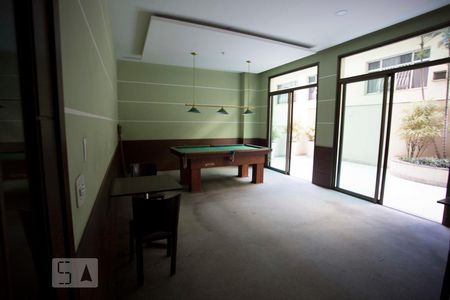 Salão de jogos de kitnet/studio para alugar com 1 quarto, 55m² em Icaraí, Niterói