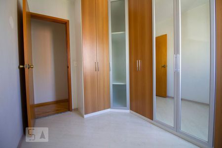 Apartamento à venda com 75m², 3 quartos e 2 vagasQuarto 2