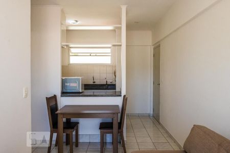 Sala de apartamento para alugar com 1 quarto, 38m² em Ponte Preta, Campinas