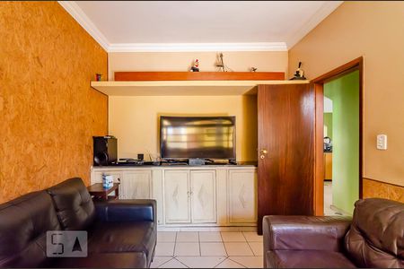 Casa à venda com 458m², 8 quartos e 4 vagasSala 2