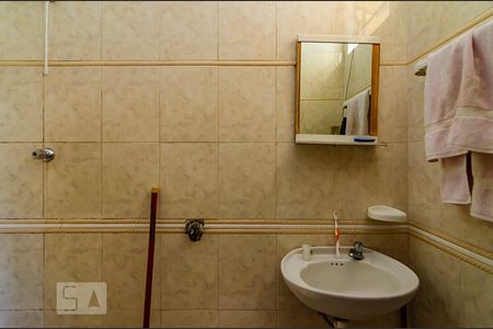 Casa à venda com 458m², 8 quartos e 4 vagasBanheiro de Serviço