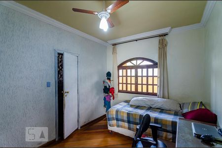 Casa à venda com 458m², 8 quartos e 4 vagasSuíte 1
