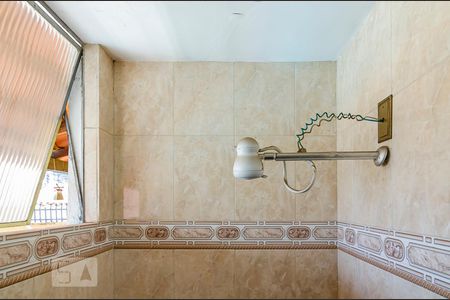 Casa à venda com 458m², 8 quartos e 4 vagasBanheiro da Suíte 3