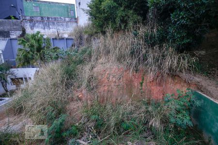 Casa à venda com 320m², 4 quartos e 4 vagas Casa à venda com 320m², 4 quartos e 4 vagasVista Suíte 3