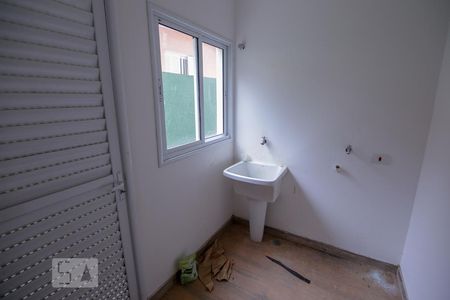 Casa à venda com 320m², 4 quartos e 4 vagas Casa à venda com 320m², 4 quartos e 4 vagasÁrea de Serviço
