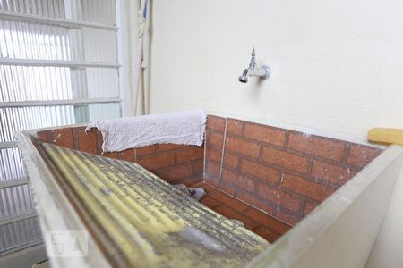 Casa à venda com 100m², 2 quartos e 1 vagaÁrea de Serviço