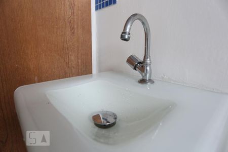 Casa à venda com 100m², 2 quartos e 1 vaga Casa à venda com 100m², 2 quartos e 1 vagaBanheiro da Suíte 1