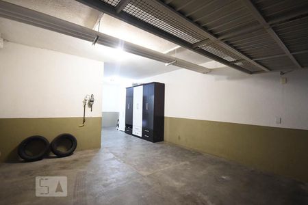 Casa de condomínio à venda com 174m², 3 quartos e 2 vagas Casa de condomínio à venda com 174m², 3 quartos e 2 vagasGaragem