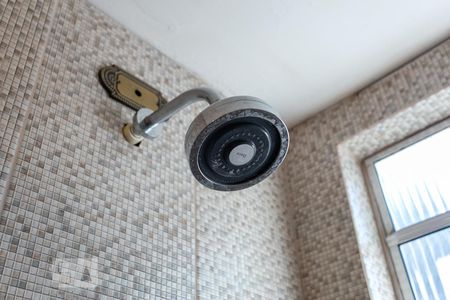 Apartamento para alugar com 55m², 2 quartos e sem vagaDetalhe banheiro