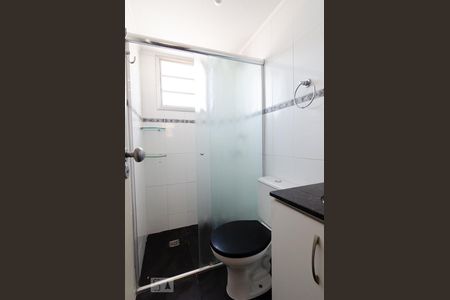 Apartamento à venda com 69m², 3 quartos e 2 vagasBanheiro da suíte