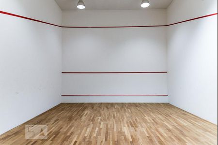 Apartamento à venda com 50m², 1 quarto e 1 vaga Apartamento à venda com 50m², 1 quarto e 1 vagaQuadra Squash