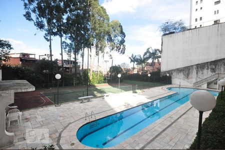 Apartamento para alugar com 300m², 3 quartos e 4 vagasPiscina