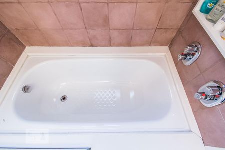 Apartamento à venda com 248m², 3 quartos e 3 vagasBanheiro da Suíte 1