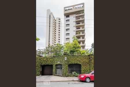 Apartamento à venda com 248m², 3 quartos e 3 vagasFachada