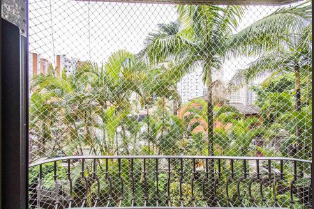 Apartamento à venda com 248m², 3 quartos e 3 vagasVaranda da Suíte 3