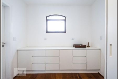 Apartamento à venda com 248m², 3 quartos e 3 vagasCloset da Suíte 3