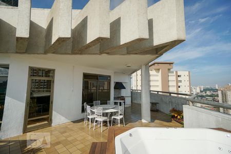 Apartamento à venda com 255m², 4 quartos e 3 vagasCobertura