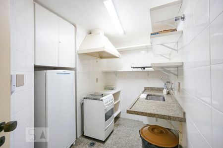Apartamento à venda com 255m², 4 quartos e 3 vagasCopa salão de festas
