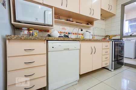 Apartamento à venda com 255m², 4 quartos e 3 vagasDetalhe cozinha