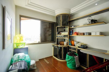 Apartamento à venda com 255m², 4 quartos e 3 vagasQuarto 3