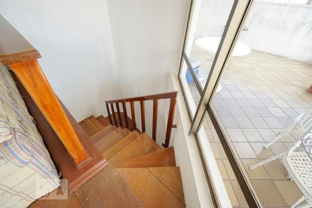 Apartamento à venda com 255m², 4 quartos e 3 vagasEscada cobertura