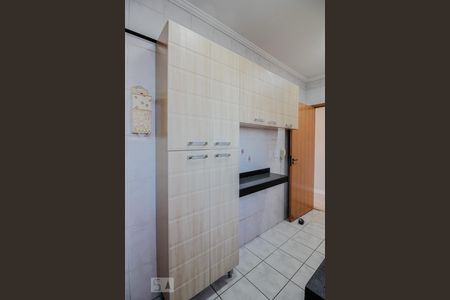 Apartamento para alugar com 76m², 3 quartos e 2 vagas Apartamento para alugar com 76m², 3 quartos e 2 vagasCozinha